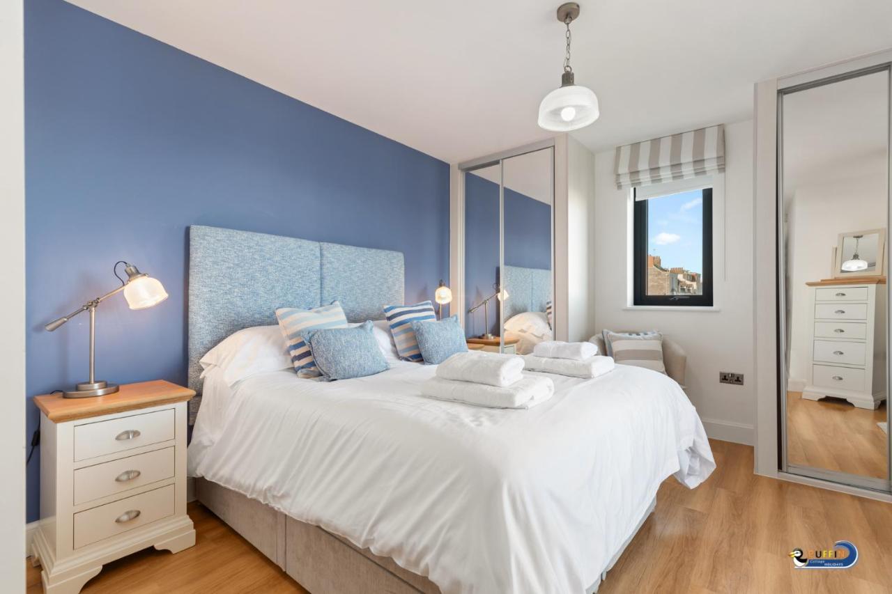 Apartment 8 Waterstone House - Luxury Apartment, Sea Views, Pet Friendly Tenby Exterior photo